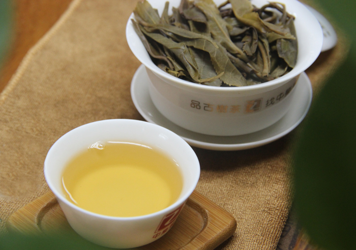 古樹普洱茶 無名山古樹茶 2016無名山普洱茶 生茶 357克