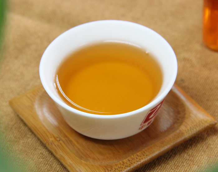 陈年普洱茶 2004健身茶砖 陈年生茶 250克