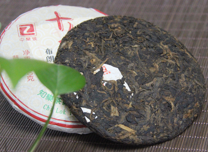 陳年熟茶 古樹熟茶 陳年普洱茶 布朗山普洱茶 2013布朗之春熟饼 100克