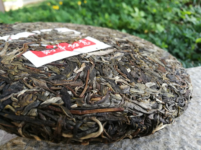 十二生肖普洱茶 2017鸡祥如意 十二生肖纪念茶 古树青饼