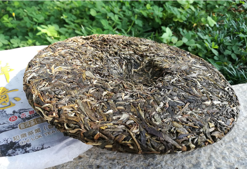 十二生肖普洱茶 2017鸡祥如意 十二生肖纪念茶 古树青饼