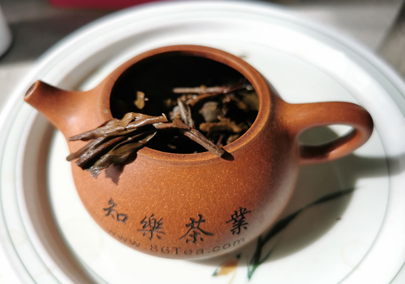 陳年生茶 陳年普洱茶 2002困鹿山古樹茶 200克