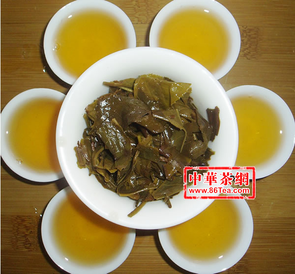 大益普洱茶 陳普洱茶 801大益陈年谷花茶饼 500克