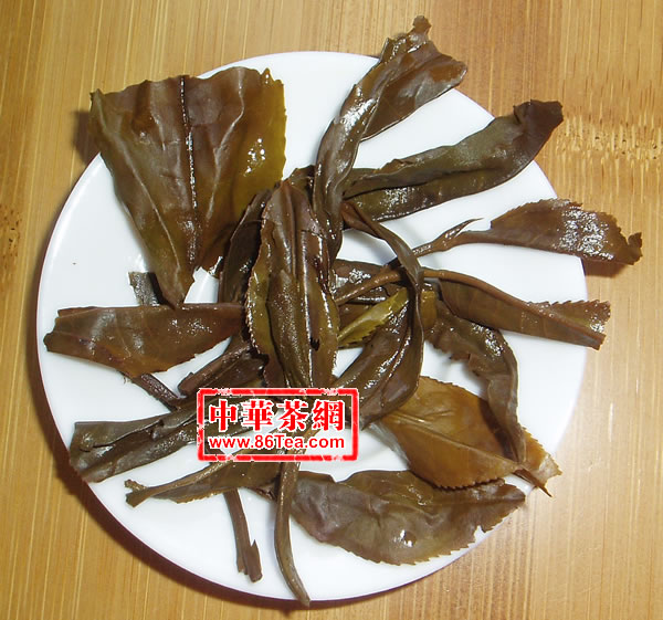 陳年普洱茶 陳年生茶 1999陳年甲級綠印圓茶 357克