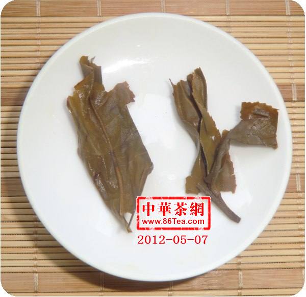 陳年普洱茶-陳年生茶 2005甲級大藍印青餅 400克