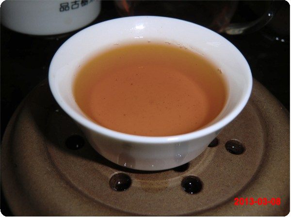 陳年普洱茶 陳年生茶 大益普洱茶-05年8582青饼